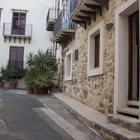 Exclusive Marina Castellammare del Golfo